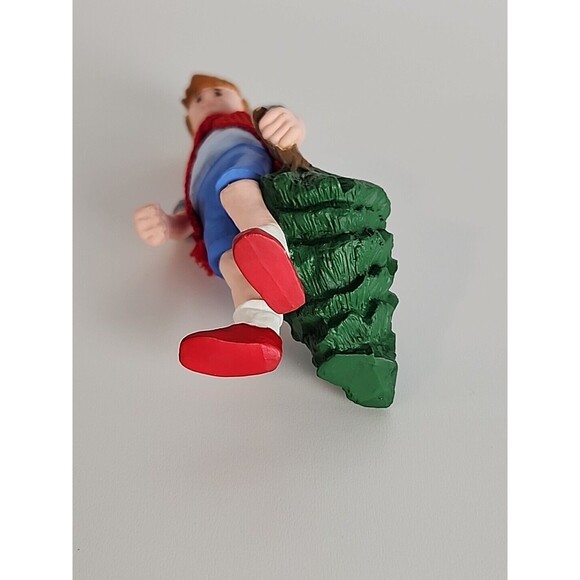 Christopher Robin Hallmark Keepsake Ornament Winnie -The-Pooh Collection w/ Box - Picture 7 of 12